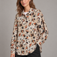 Camicia Please donna fantasia animalier - vista frontale a tre quarti su modella