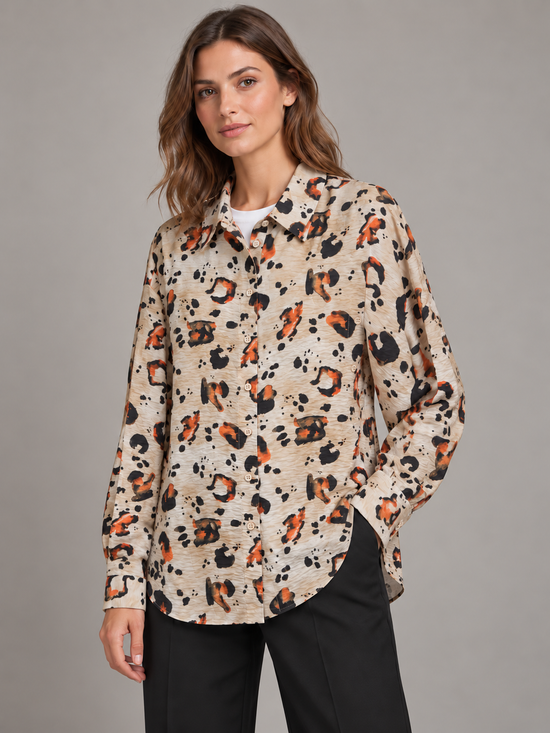 Camicia Please donna fantasia animalier - vista frontale a tre quarti su modella