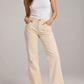 Pantaloni Please avorio a coste con fondo sfrangiato - dettaglio su modella