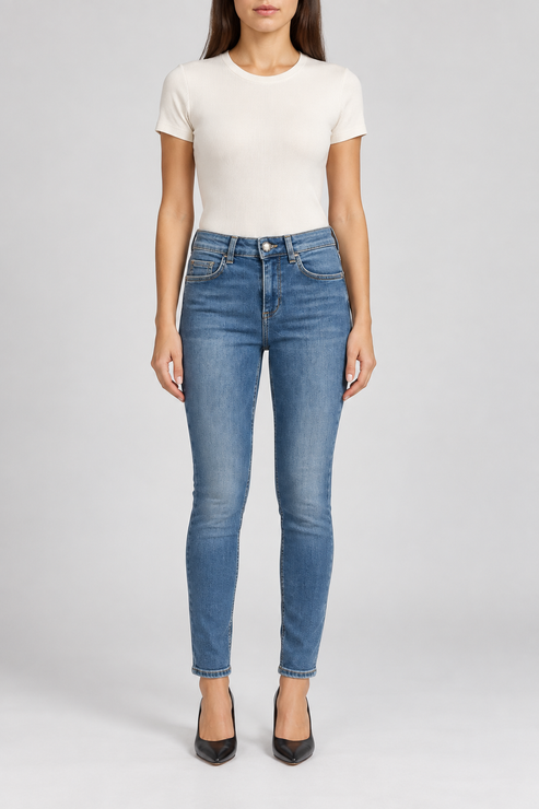 Jeans Liu Jo skinny con bottone gioiello - fronte - immagine AI