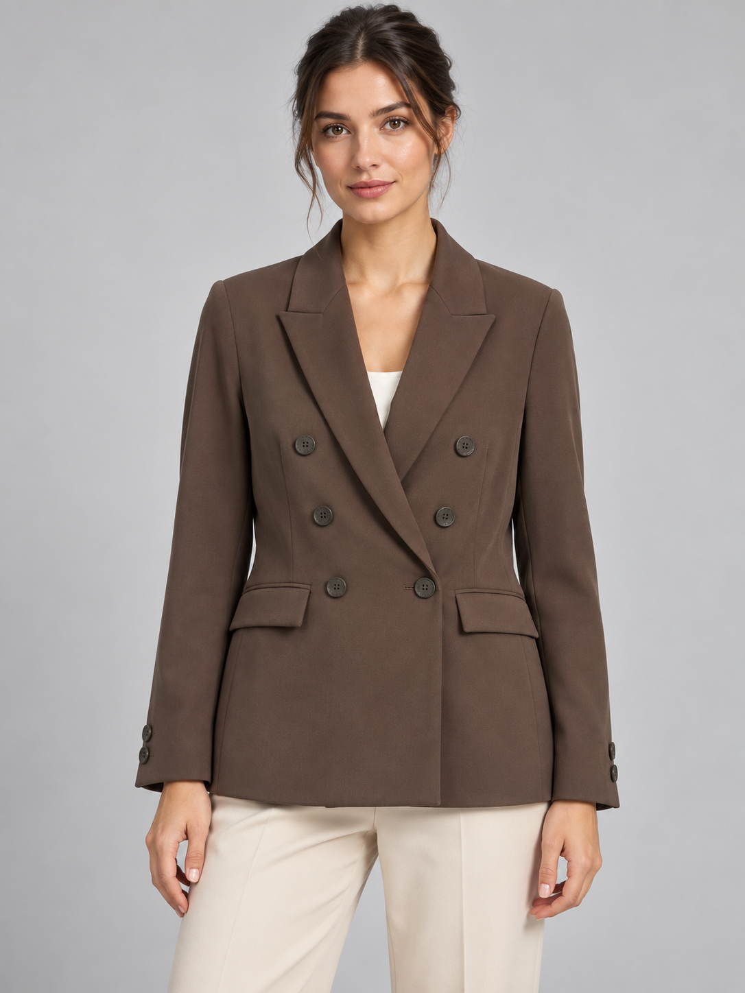 Giacca Have One doppiopetto marrone su modella – fronte