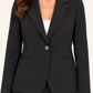 Tailleur nero Have One su modella — dettaglio