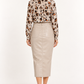 Please – Camicia animalier con taschini – retro su modella