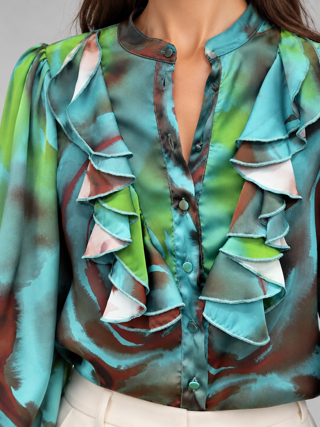 Camicia Milva turchese e verde con volant - dettaglio