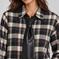 Camicia donna Motel a quadri con cravatta, dettaglio — immagine elaborata con IA