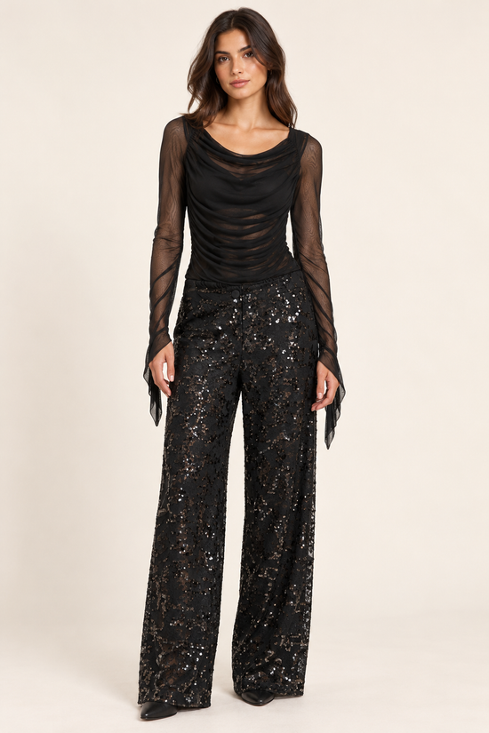 Pantalone donna Motel nero in pizzo e paillettes – abbinamento su modella