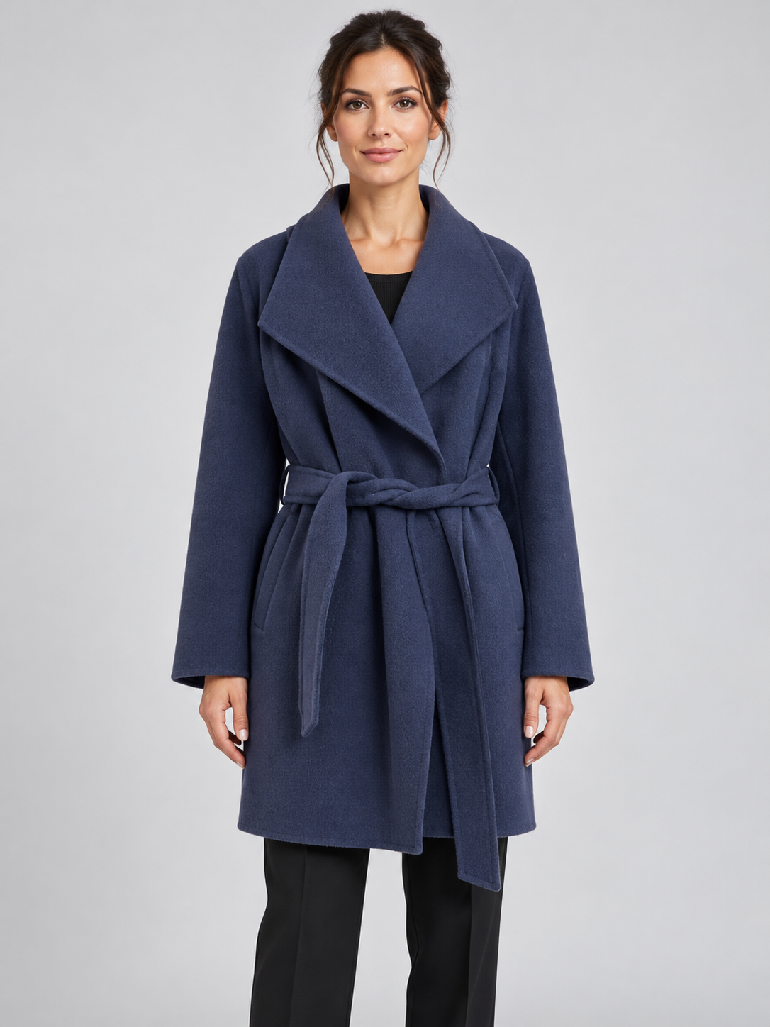 Cappotto donna Alessia Santi blu con cintura - fronte - immagine elaborata con IA
