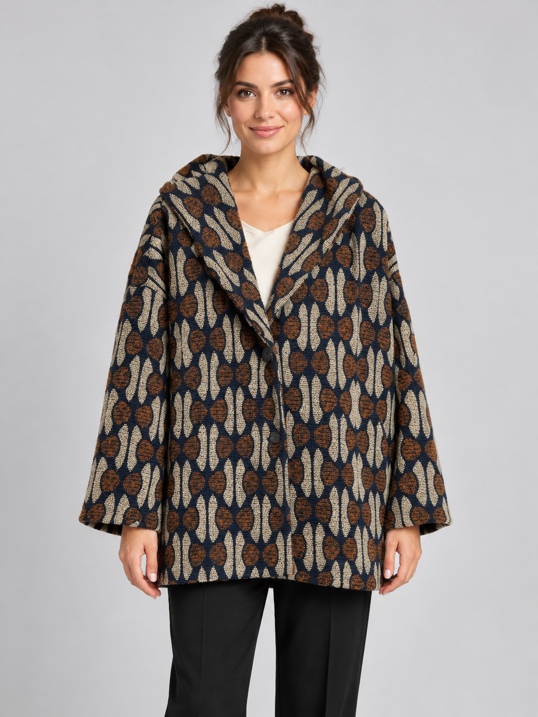 Cappotto donna Alessia Santi fantasia con cappuccio - fronte - immagine elaborata con IA