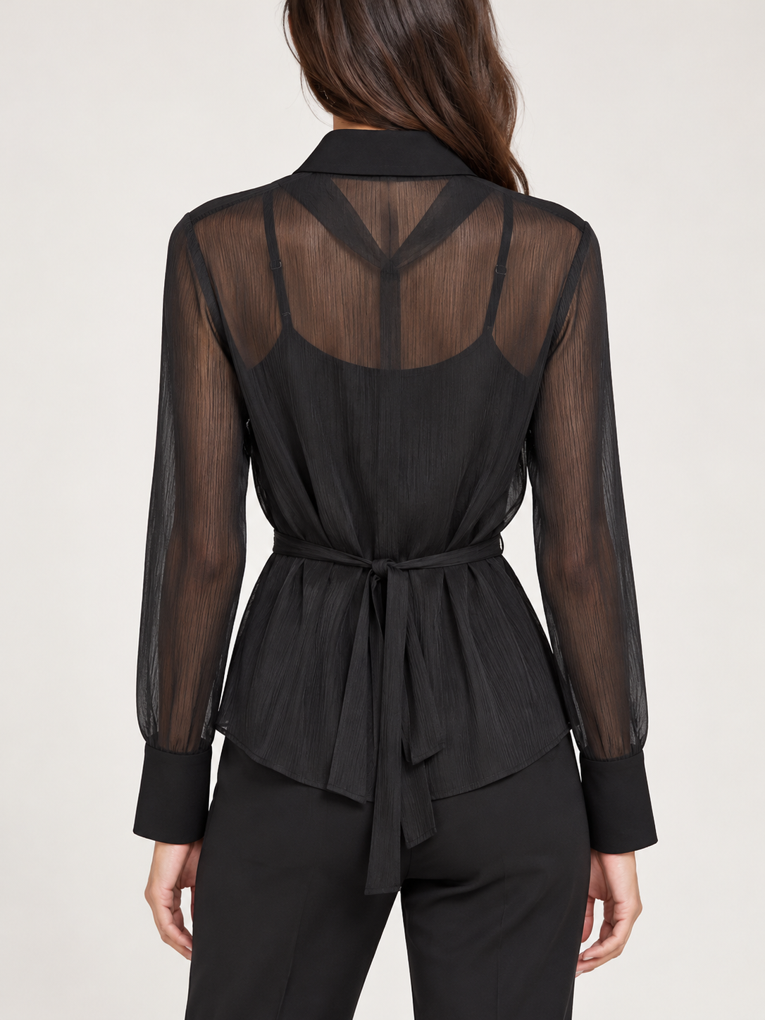 Camicia Pinko nera con bottoni gioiello retro