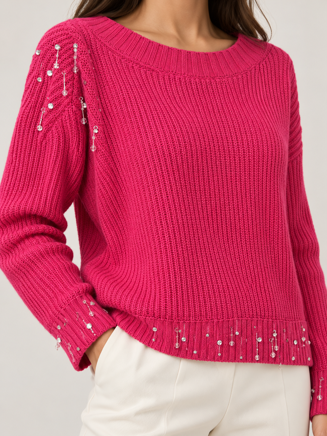 Maglione Pinko fucsia con dettagli gioiello dettaglio