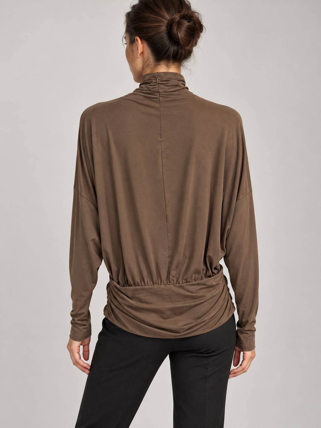 Maglia Pinko marrone a collo alto con drappeggio - retro