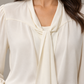 Blusa Pinko avorio con laccio al collo - dettaglio