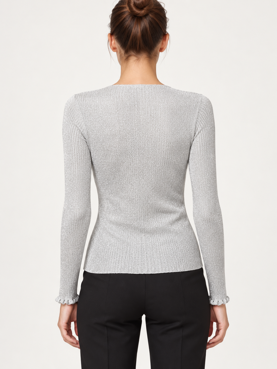 Maglia Pinko donna argento con scollo a V - retro su modella virtuale