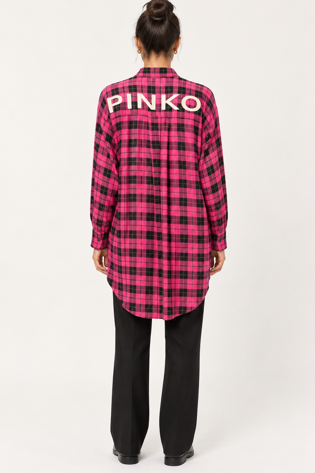 Camicia Pinko donna a quadri rosa e neri - retro su modella virtuale