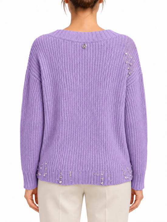 Pinko Maglione lilla con applicazioni gioiello – retro su modella virtuale