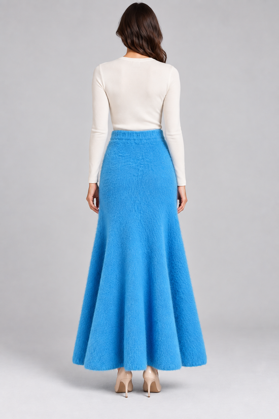 Gonna lunga Pinko azzurra su modella – retro