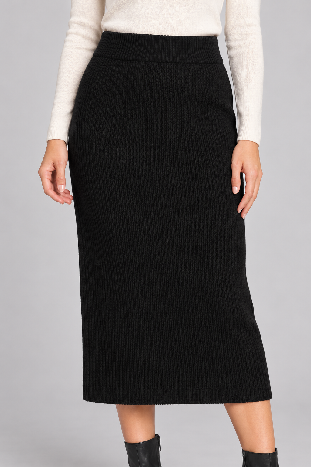 Pinko – Gonna midi nera in maglia – dettaglio