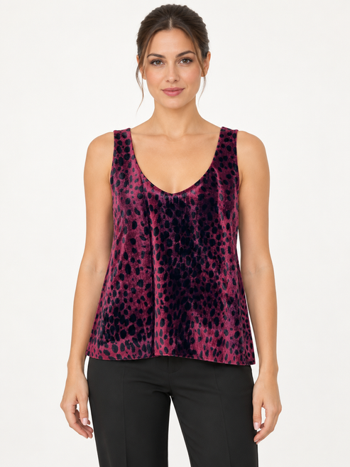 Pinko Top animalier bordeaux e nero – fronte su modella virtuale