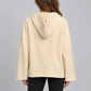 Felpa donna HAVEONE panna con cappuccio e perle, retro su modella, elaborata con IA
