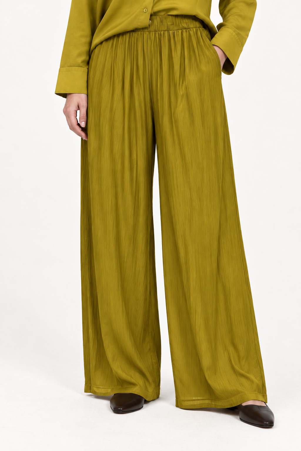 HAVEONE – Pantalone verde oliva effetto stropicciato – dettaglio