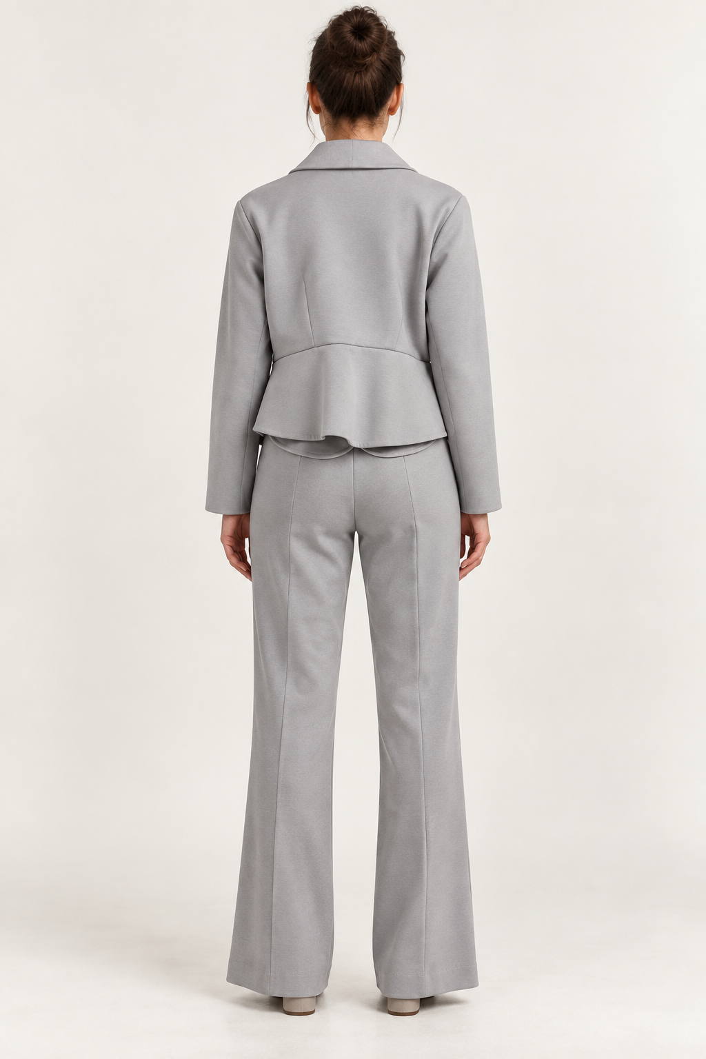 Meimeij – Tailleur grigio con giacca asimmetrica - retro