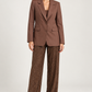 Tensione In – Tailleur marrone con pantaloni decorati - fronte