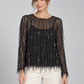 Shirt Tensione In nera con paillettes - fronte su modella